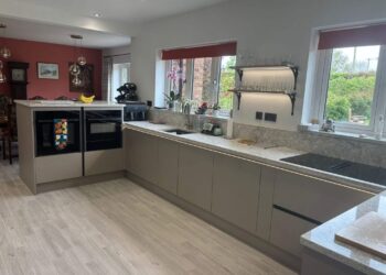 A beautiful light grey themed telford kitchens